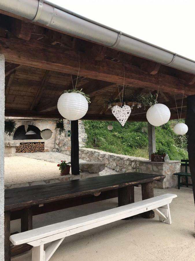 Apartman Studio Zdravko Eco Village อิโมตสกี ภายนอก รูปภาพ